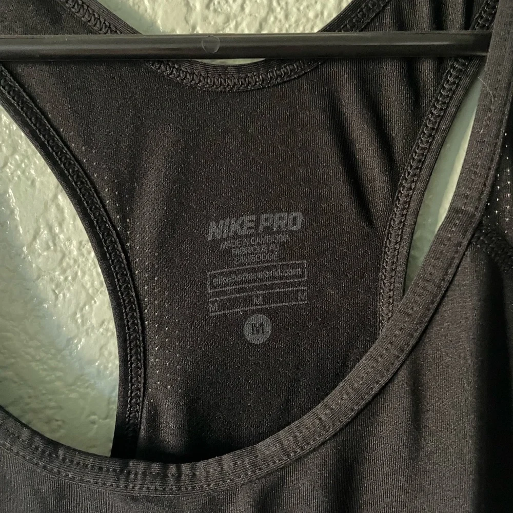 Nike Performance Racer Back - Picture 2 of 4